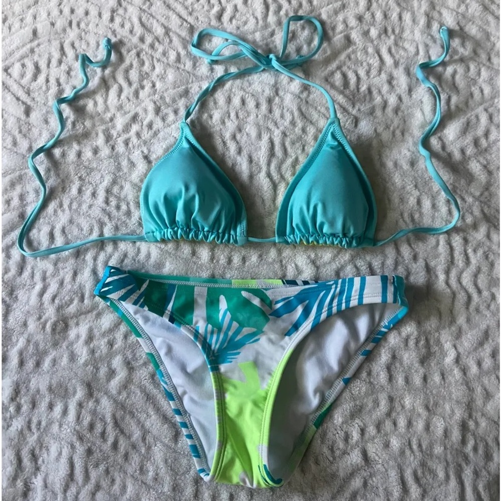 Xhileration bikini top and bottoms
